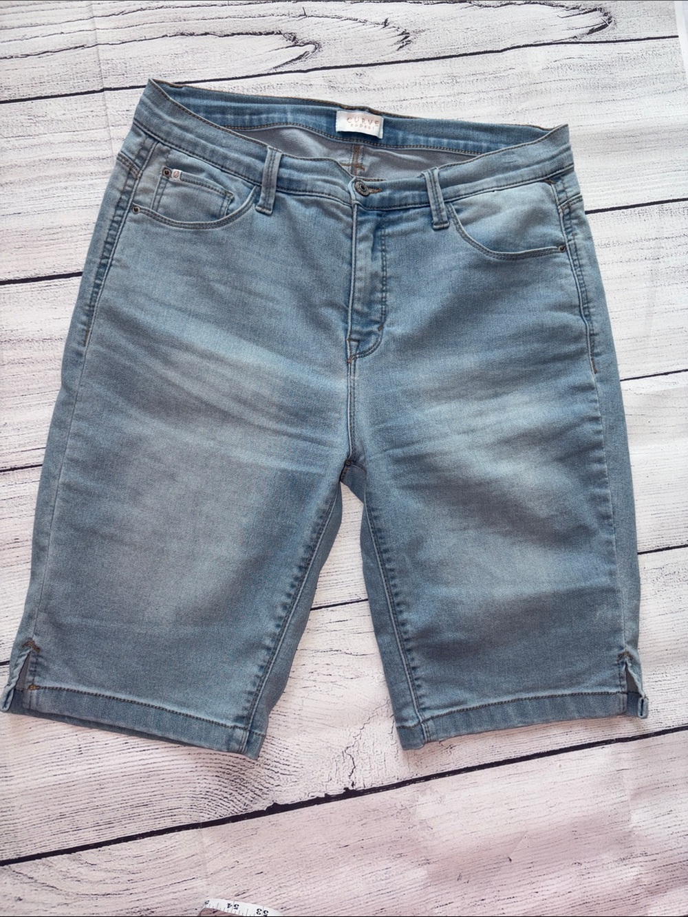Curve Appeal Long Bermuda Shorts Size 12